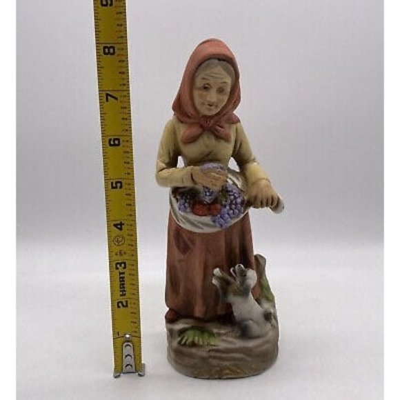 Rare Vintage Homco Old Lady Woman with Fruit Basket and Dog Figurine - Picture 4 of 7